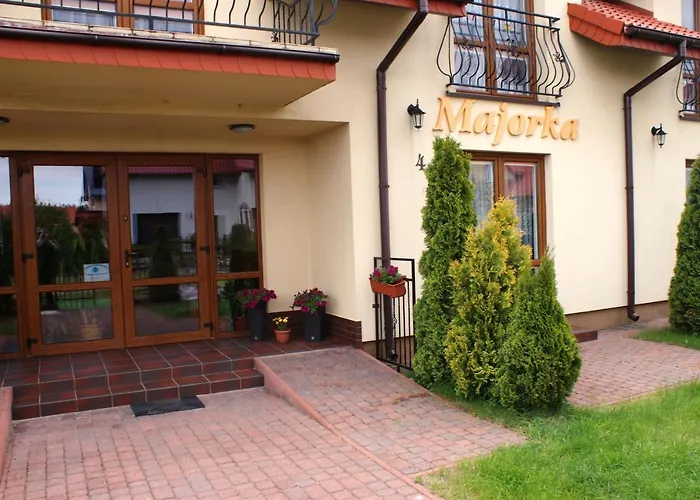 Δωμάτια σε οικογενειακή κατοικία Majorka *
